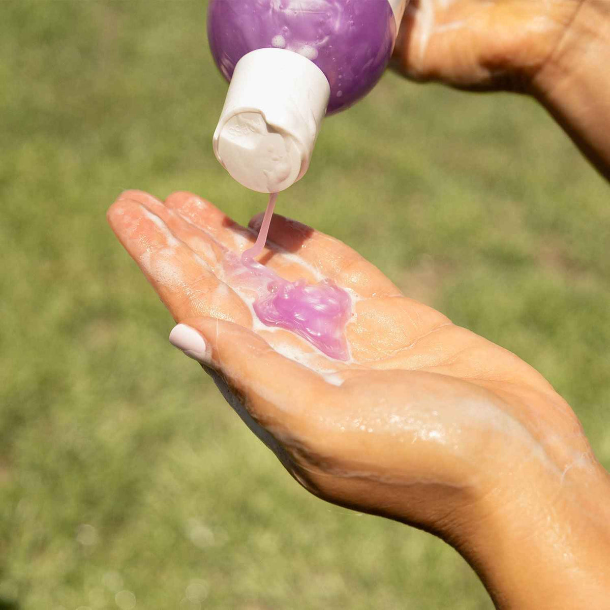 Revitalize Your Pet's Coat with Jeffers Pet Moisturizing Shampoo - Creature Comforts